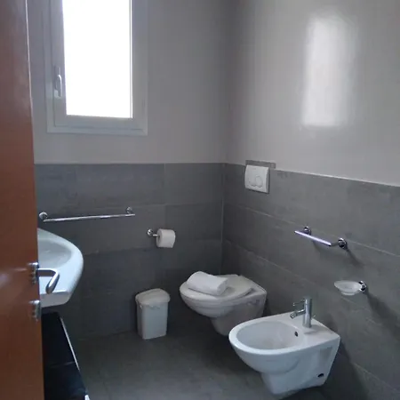 Basic 4 Adulti ريميني